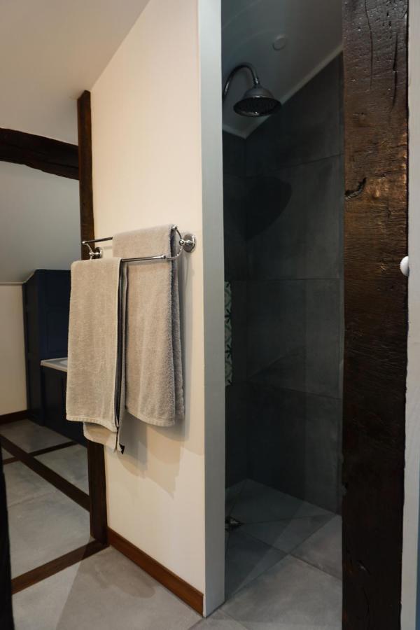 Ferme Fleurie Bed & Breakfast Bergesserin Luaran gambar
